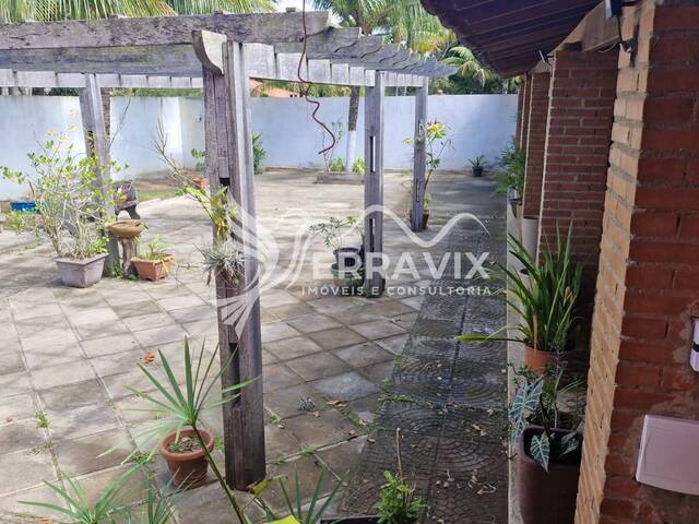 Casa em Condomínio para Venda em Fundão - 4